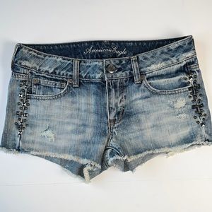 AMERICAN EAGLE Embellished Acid Wash Jean Shorts NEW
